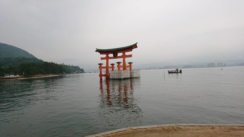 厳島神社