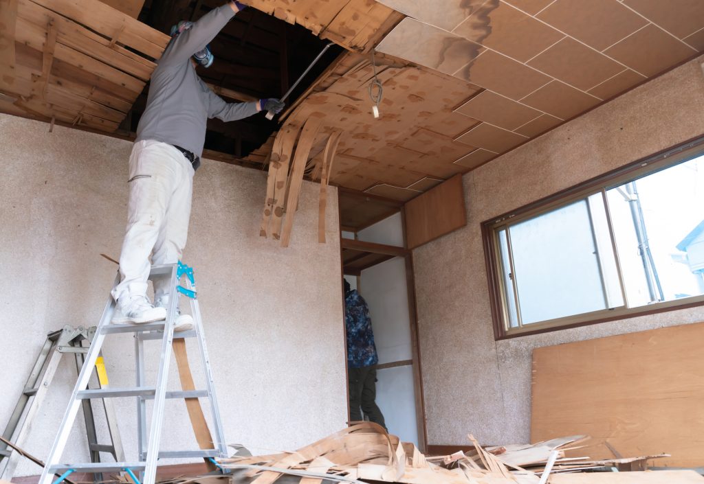 雨漏りしている中古戸建てのリノベーション