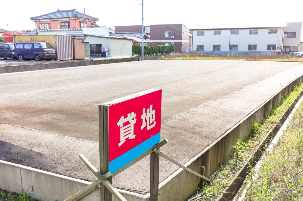 誰も住まない実家を解体して土地活用