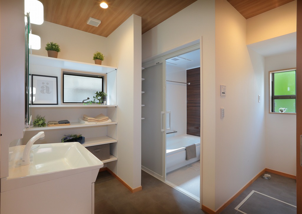 お風呂のリフォーム事例｜東京・千葉・神奈川のリフォーム会社『オカムラリフォーム』